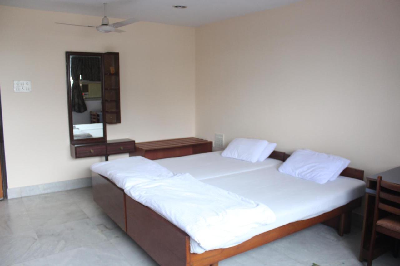 Service Apartments, Park Street, Calcutta ภายนอก รูปภาพ