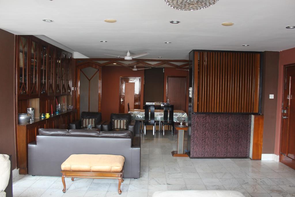 Service Apartments, Park Street, Calcutta ภายนอก รูปภาพ